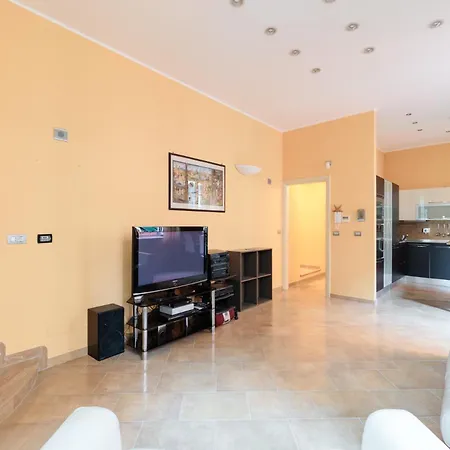 Hostdomus - Il Maestrale Lägenhet *